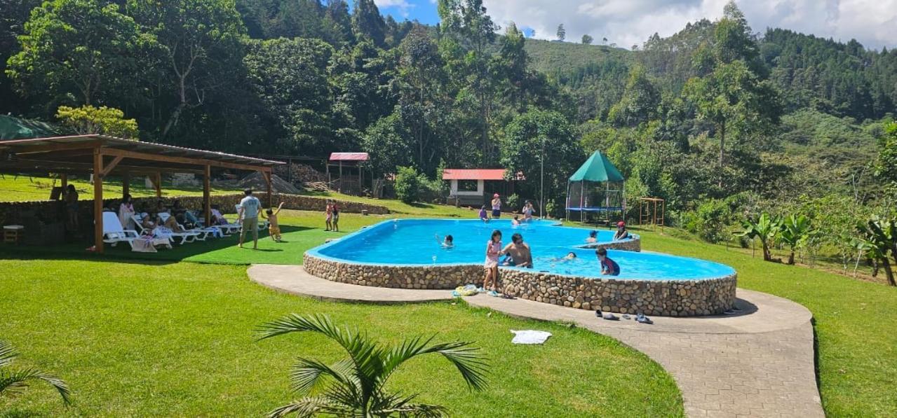 Hassinger Ranch Cabanas Oxapampa Kültér fotó