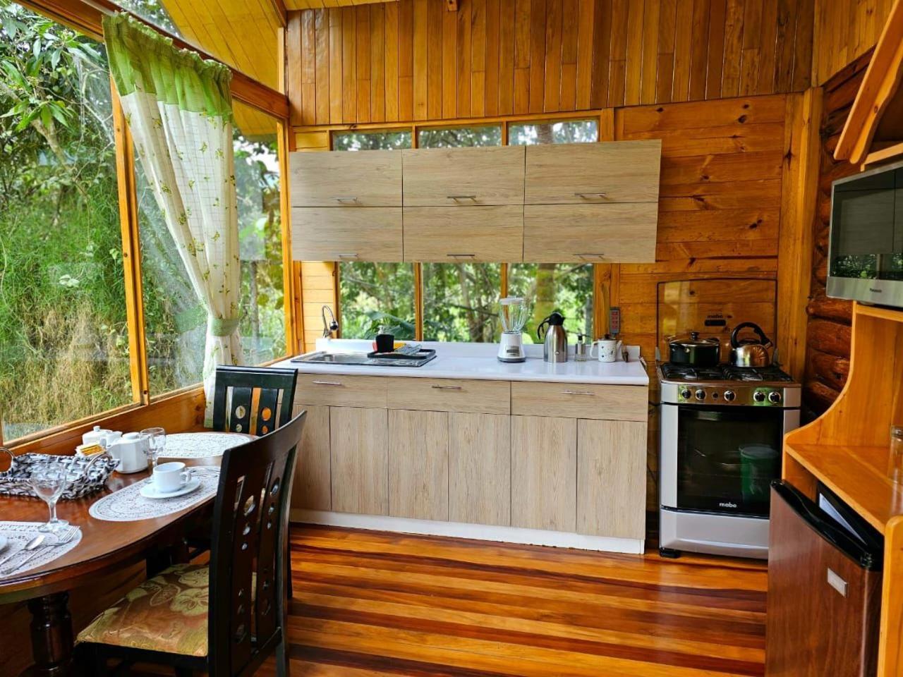 Hassinger Ranch Cabanas Oxapampa Kültér fotó