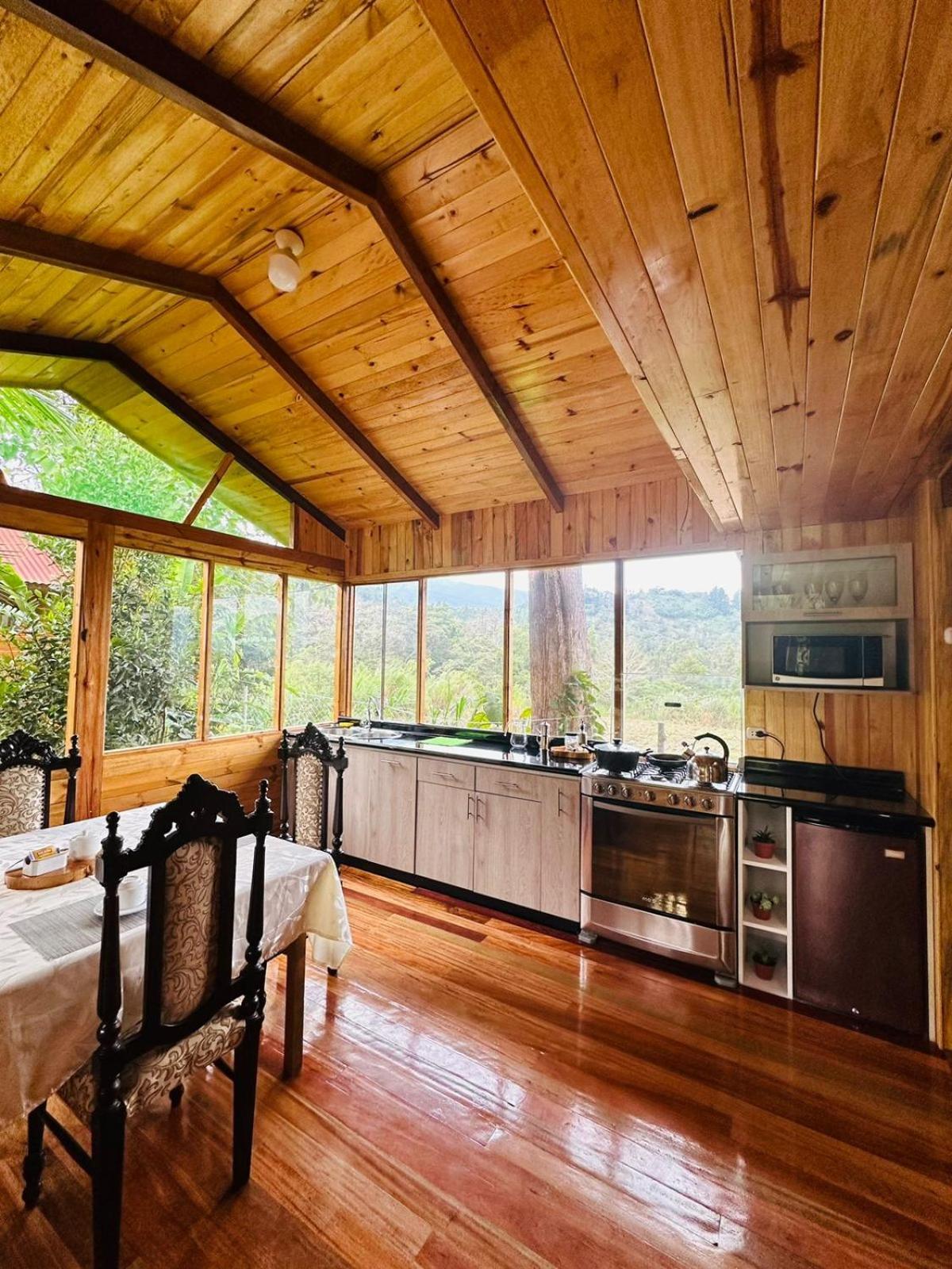 Hassinger Ranch Cabanas Oxapampa Kültér fotó