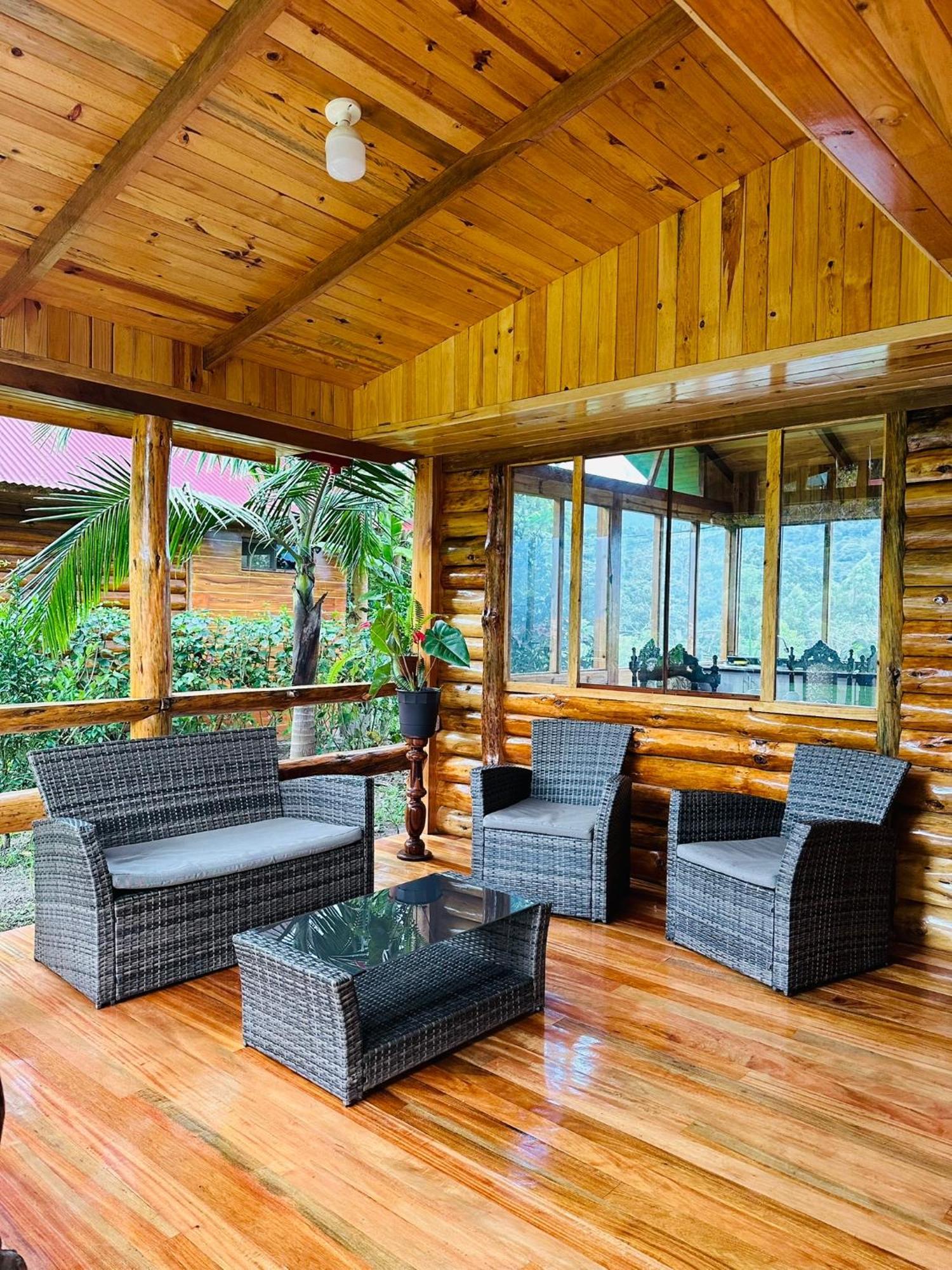 Hassinger Ranch Cabanas Oxapampa Kültér fotó