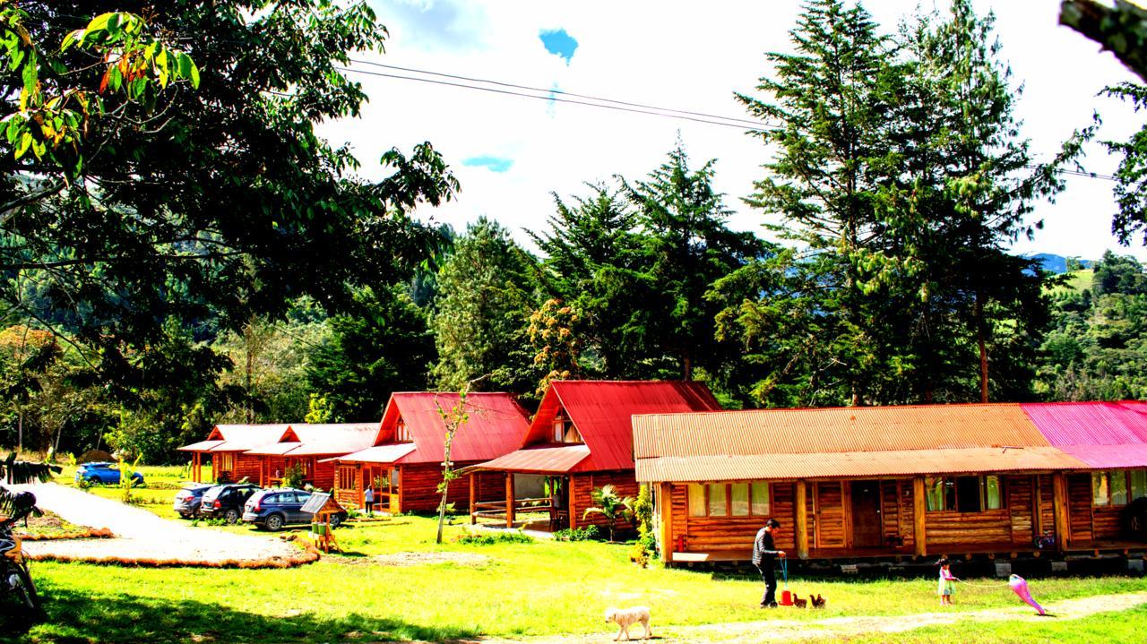 Hassinger Ranch Cabanas Oxapampa Kültér fotó
